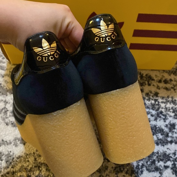 Gucci x Adidas Wedge Gazelle Sneaker - Picture 15 of 16